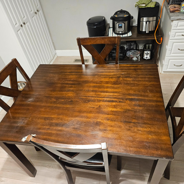 4 seat dining table + chairs