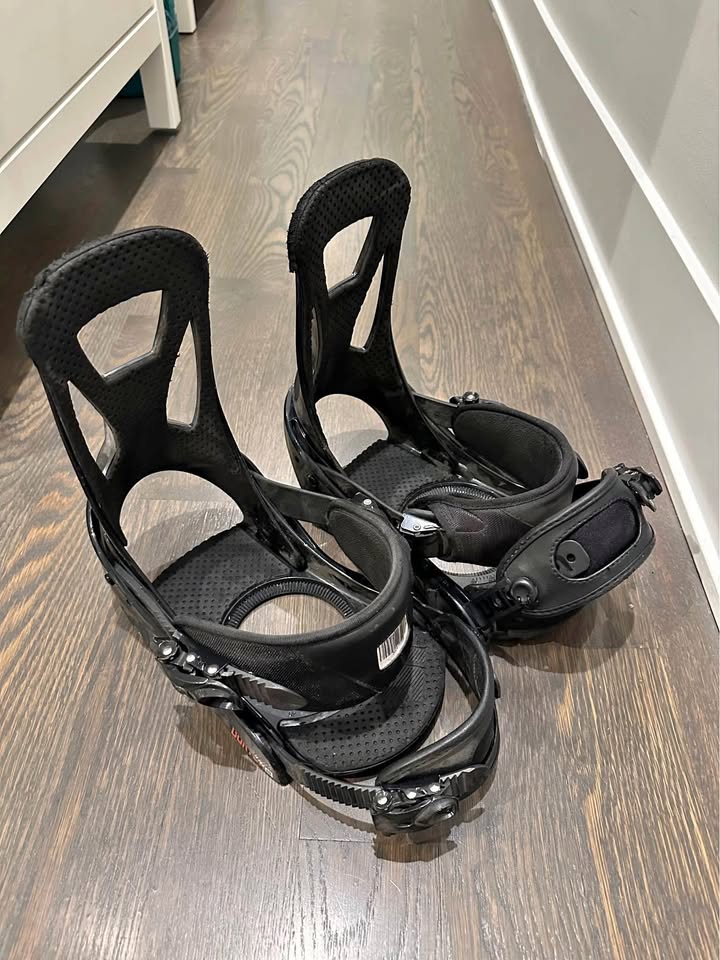 Burton Progression Snowboard Bindings - Full Hardware Incl.