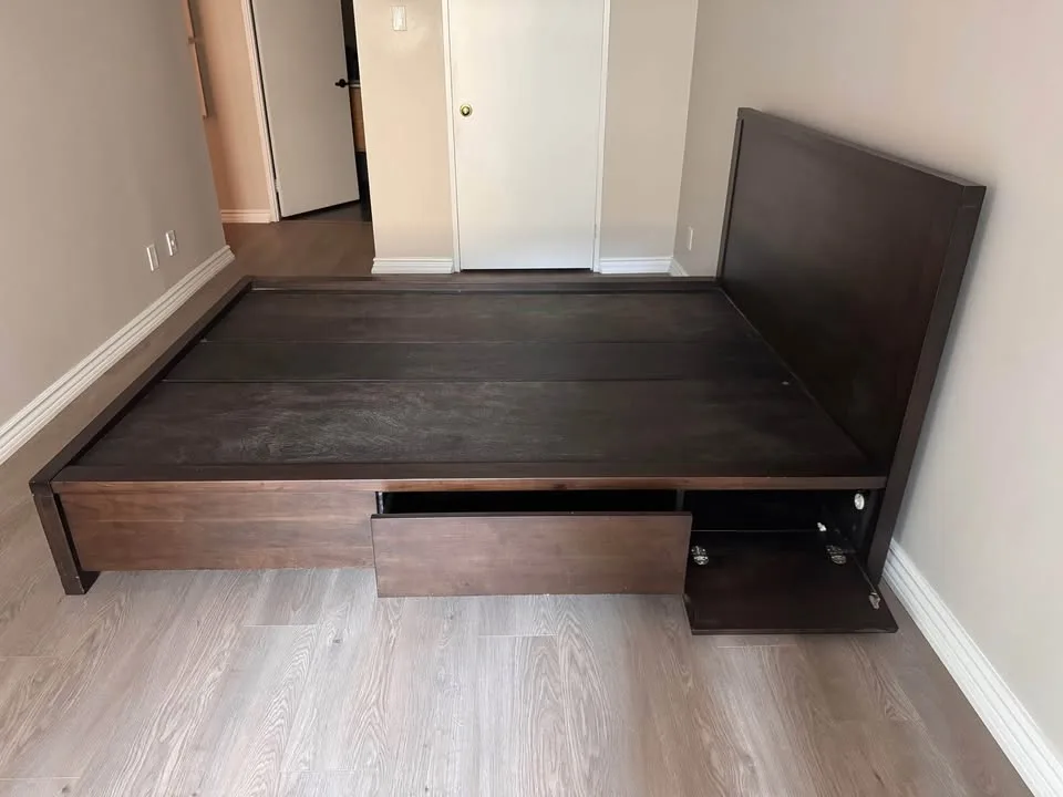 Queen Bed - solid wood with storage + 2 night stands image indicator(3)