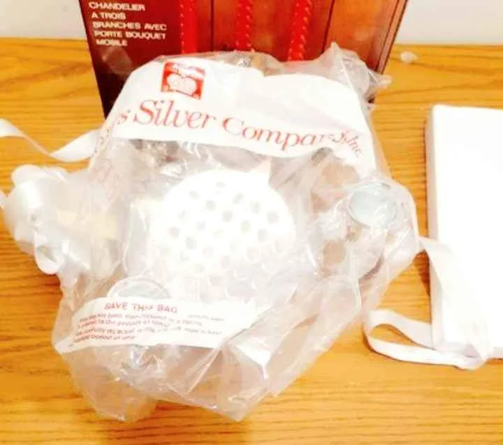 Italian Rogers Triple Candle Holder & Flowers Bowl image indicator(4)