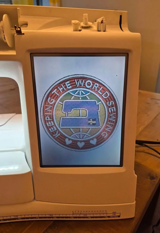 Husqvarna Viking Designer SE Sewing Machine image indicator(6)