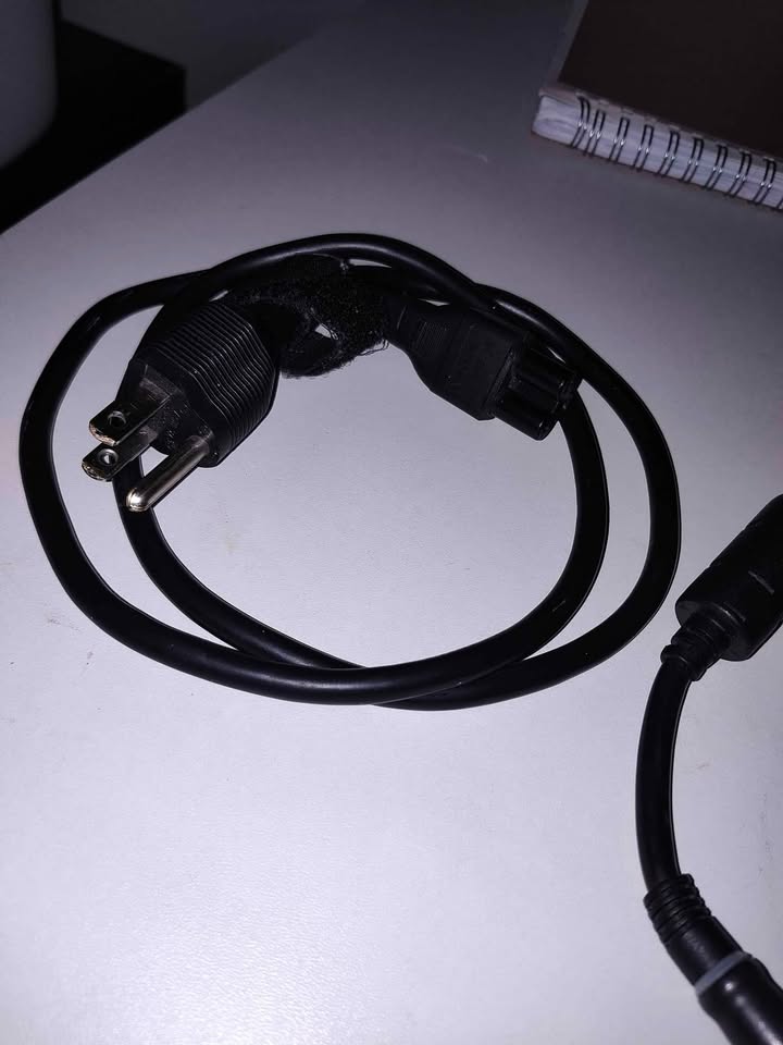 Dell 130 W 19.5 Volts Laptop Charger / Adapter - photo 5