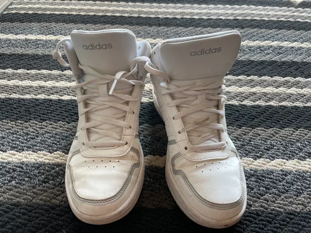 Adidas Hightop Runners image indicator(4)