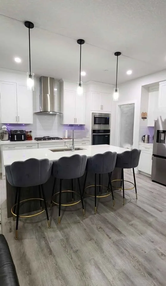 2 Bedrooms available (in a 3 Bed 2.5 Bath; Front Drive home) image indicator(3)