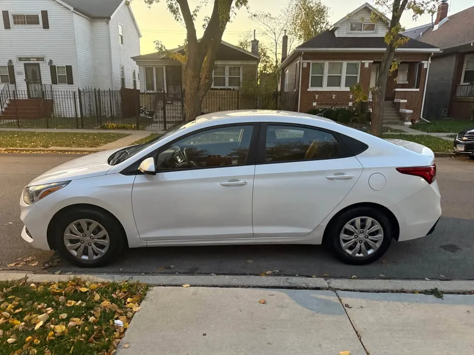2018 Hyundai Accent image indicator(8)