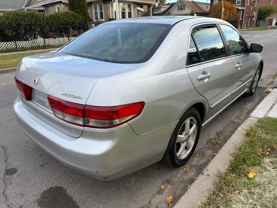 2004 Honda Accord image indicator(5)