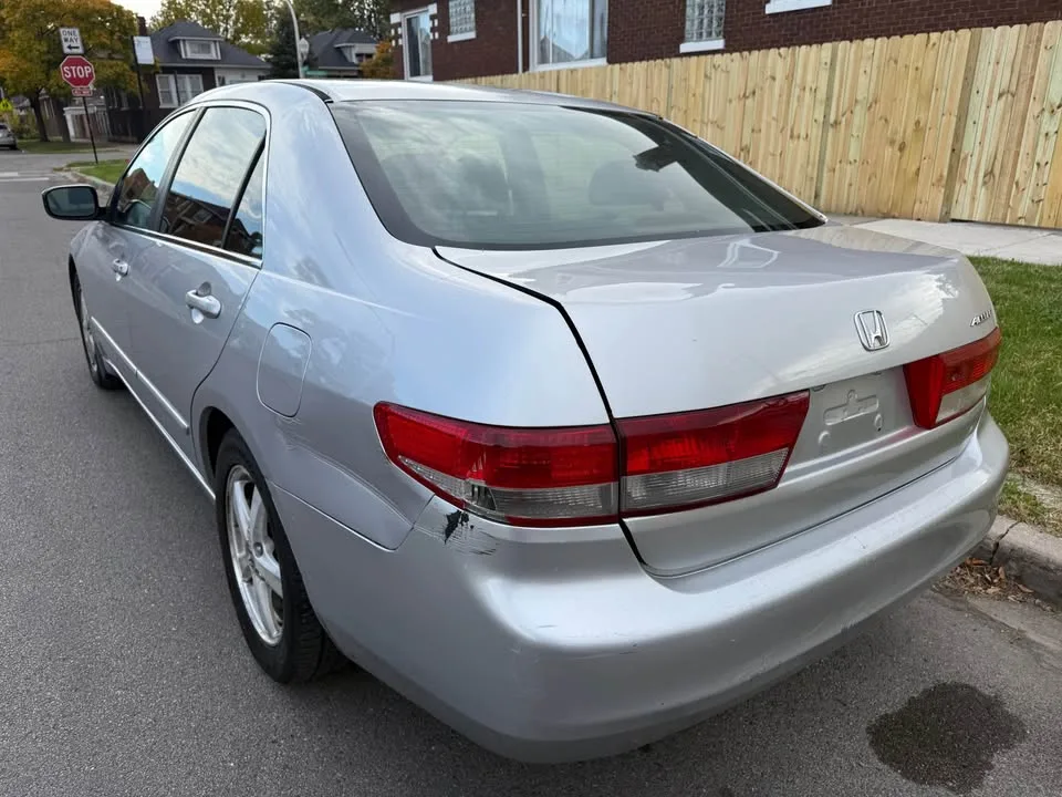 2004 Honda Accord image indicator(7)