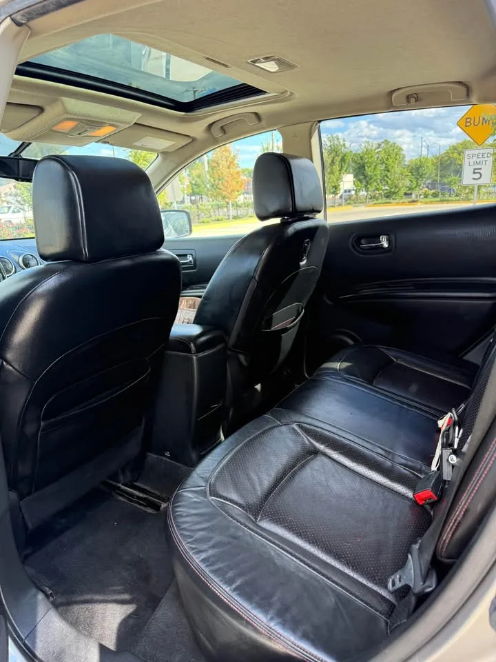 2013 Nissan Rogue image indicator(9)