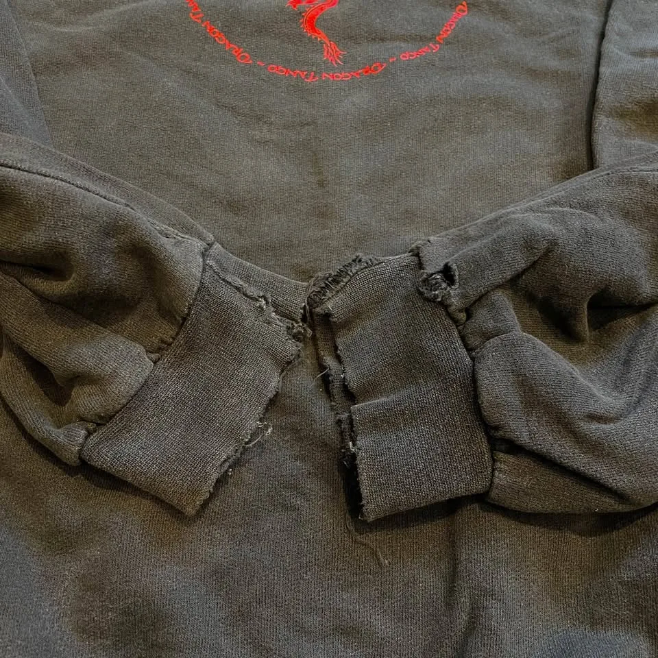 Vintage✨90s Dragon Tango Black Sweatshirt image indicator(6)