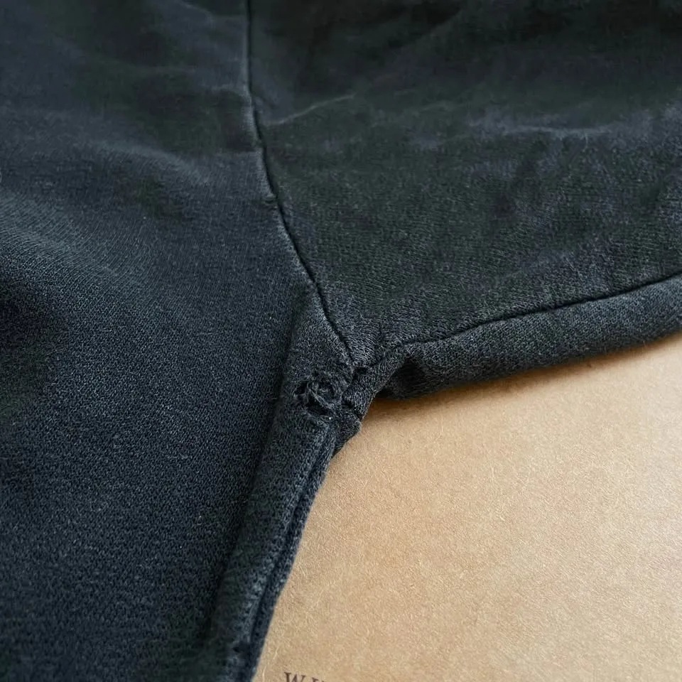 Vintage✨90s Dragon Tango Black Sweatshirt image indicator(7)