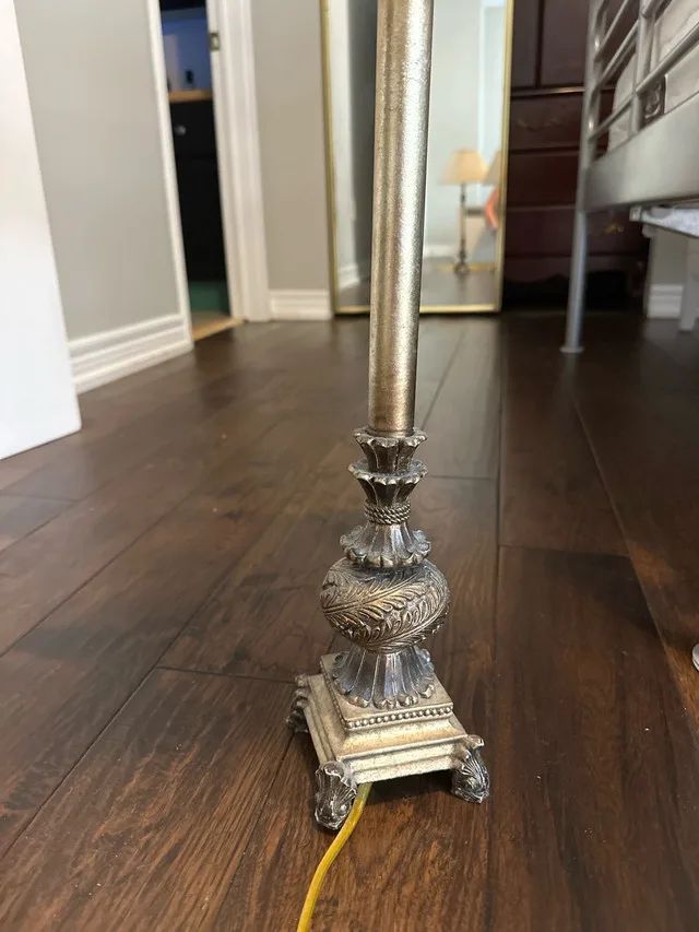 2 vintage night side table lamps image indicator(2)