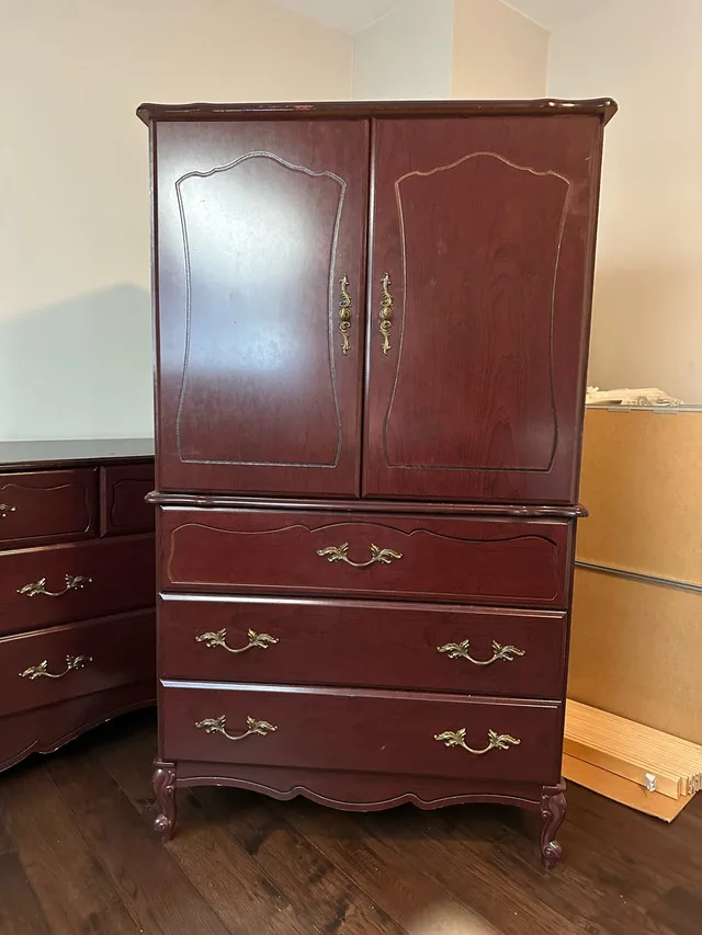 Vintage 4 piece bedroom set - reasonable offers welcome