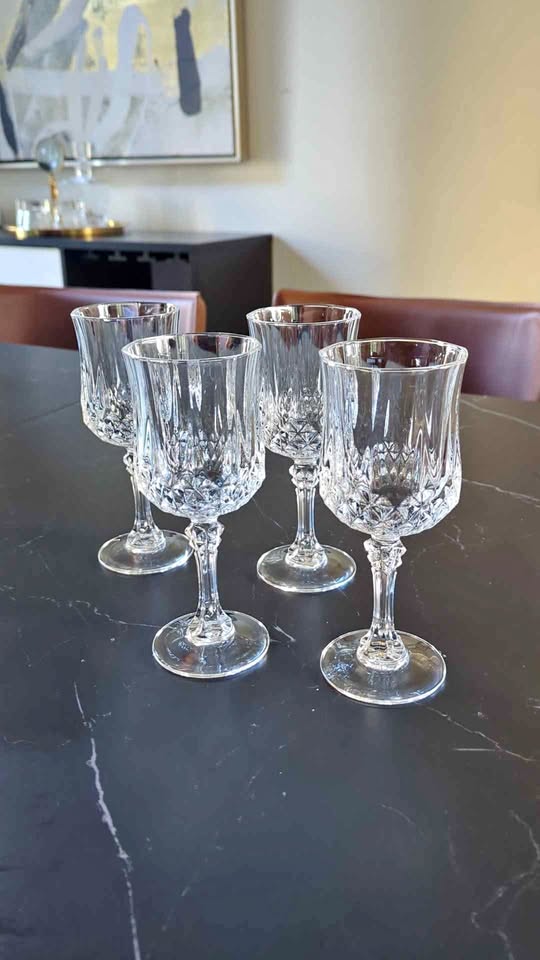 Wine glasses - crystal x 4