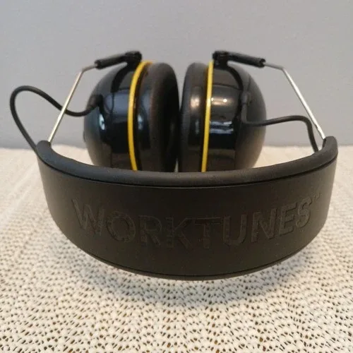 3M Worktunes Connect Wireless Hearing Protector with Bluetooth image indicator(2)