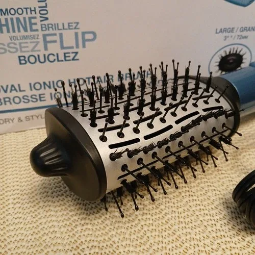 BaByliss PRO Nano Titanium Oval Ionic Hot Air Brush image indicator(4)