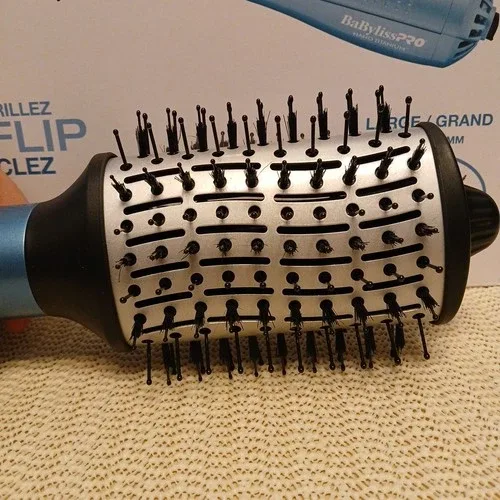 BaByliss PRO Nano Titanium Oval Ionic Hot Air Brush image indicator(6)