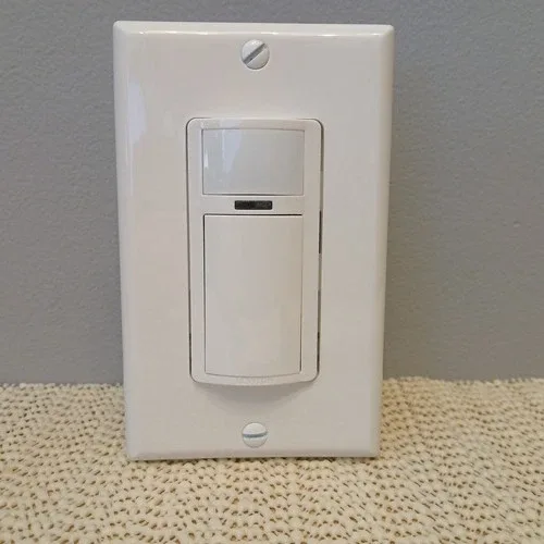 Leviton Decora Motion Sensor Switch Auto-On image indicator(2)