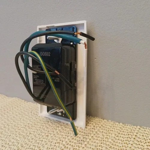 Leviton Decora Motion Sensor Switch Auto-On image indicator(9)