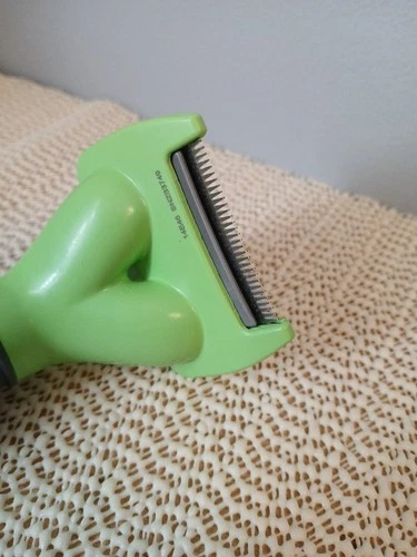 FURminator Undercoat Deshedding Tool, SMALL Dog, LONG Hair - photo 4