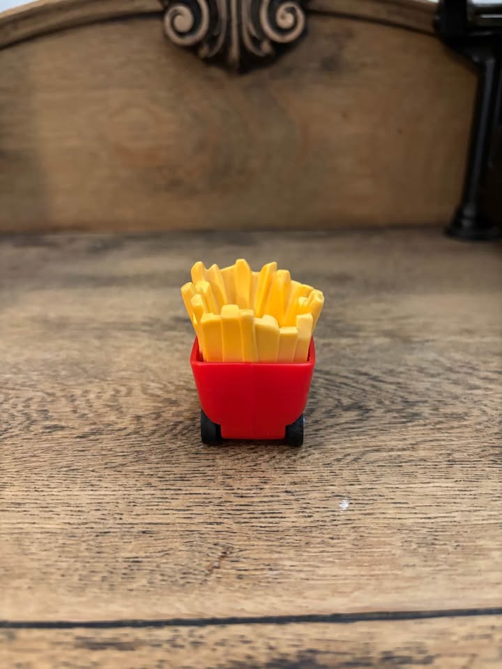 Vintage Fisher Price Little People McDonald's Fry Cart - photo 3