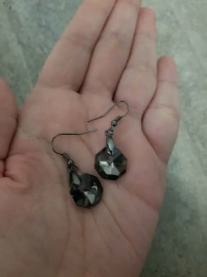 Gem Earrings image indicator(2)