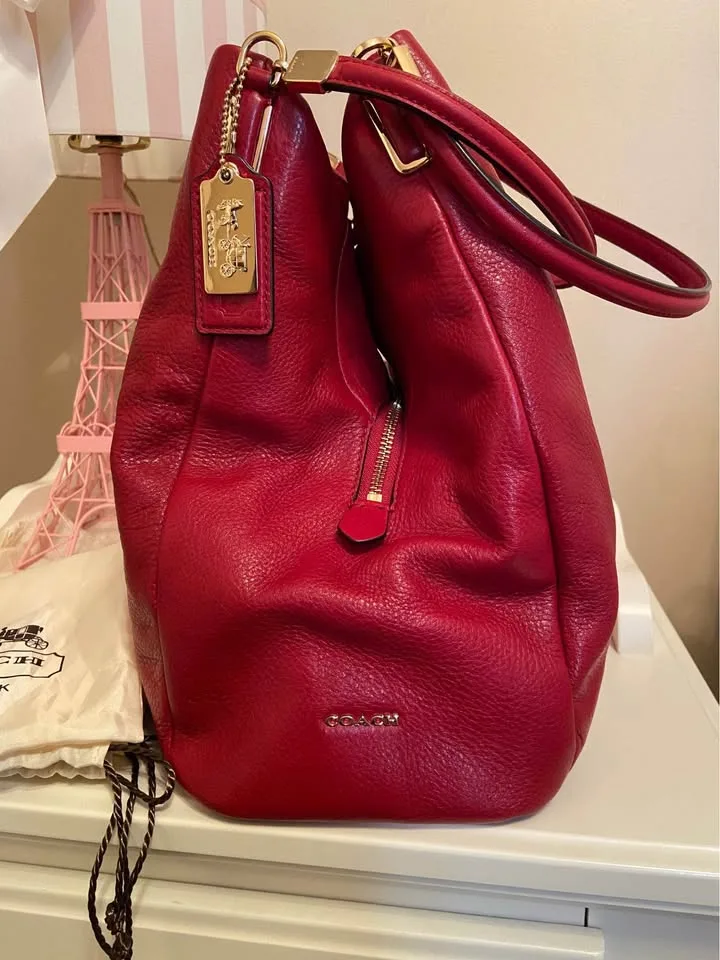 COACH Madison Phoebe Leather Shoulder Bag, Excellent Condition! image indicator(2)