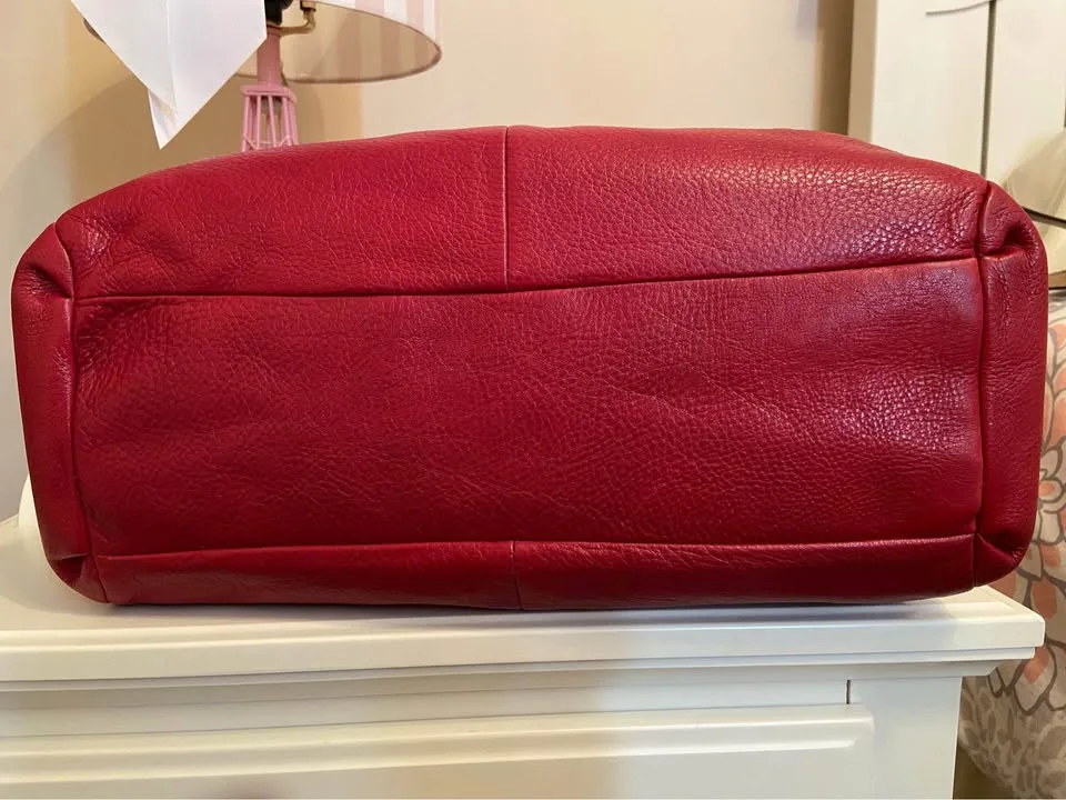 COACH Madison Phoebe Leather Shoulder Bag, Excellent Condition! image indicator(4)