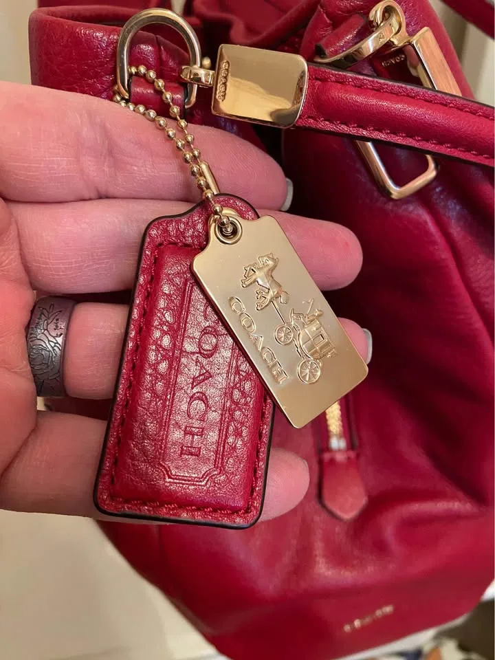 COACH Madison Phoebe Leather Shoulder Bag, Excellent Condition! image indicator(9)