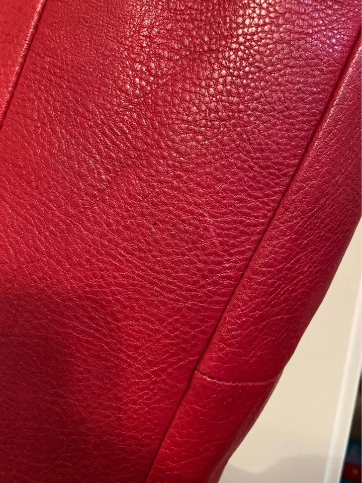 COACH Madison Phoebe Leather Shoulder Bag, Excellent Condition! image indicator(10)