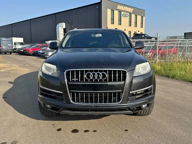 2013 Audi Q7 3.0T Quattro Premium AWD thumbnail