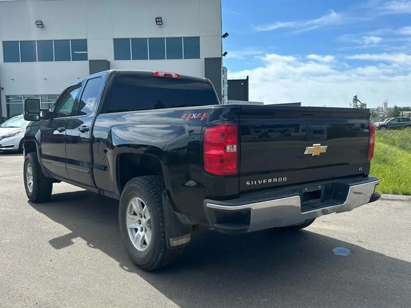 2018 Chevrolet Silverado 1500 LT image indicator(4)