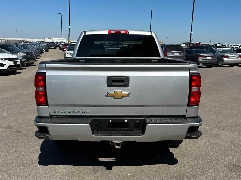 2018 Chevrolet Silverado 1500 image indicator(5)