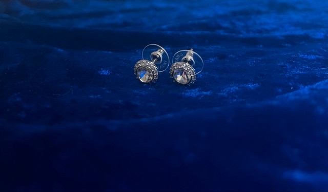 Swarovski Diamond Necklace Set - photo 3