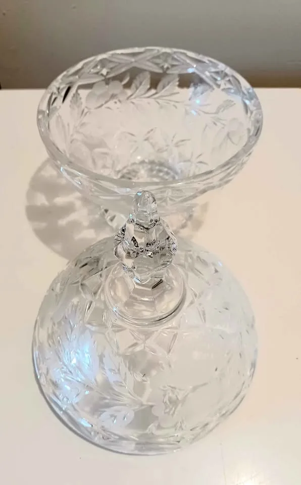 Vtg New Rare East German Imperial Crystal Candy Dish image indicator(3)