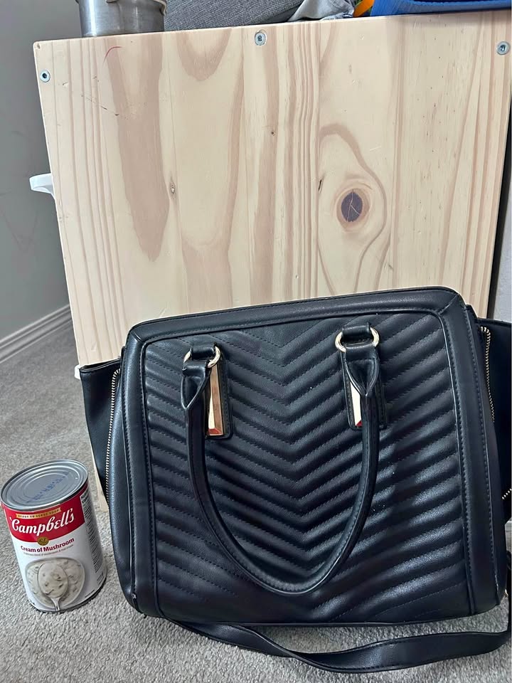 Woman Purse