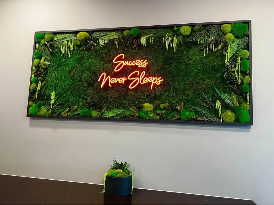 Preserved moss art image indicator(7)