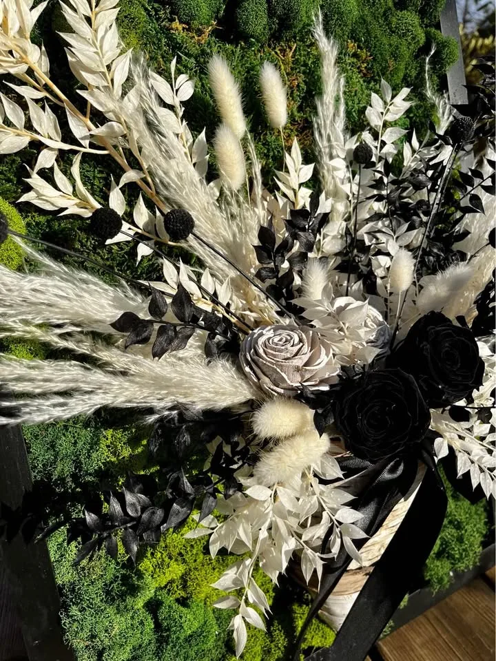 Flower bouquet moss art image indicator(5)