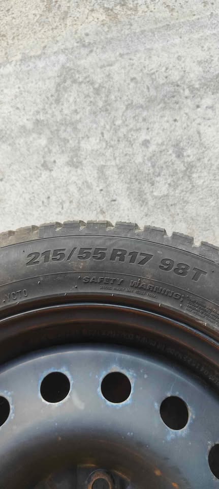 ❄️ Like New Winter Tires 17 inch on Rims – 215/55R17 - photo 5