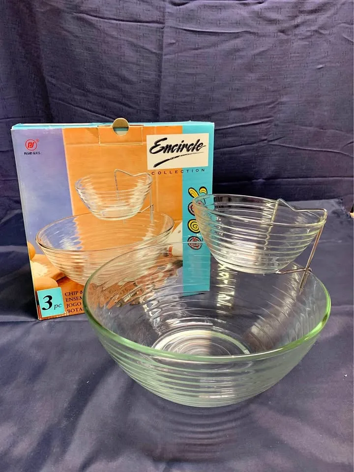 Chip & Dip Bowl Set thumbnail