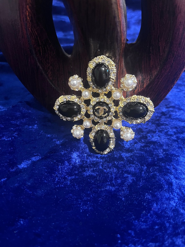 Gold Plated Pin - photo 2