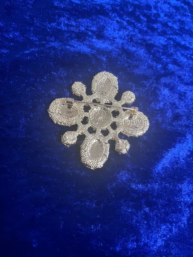 Gold Plated Pin - photo 3
