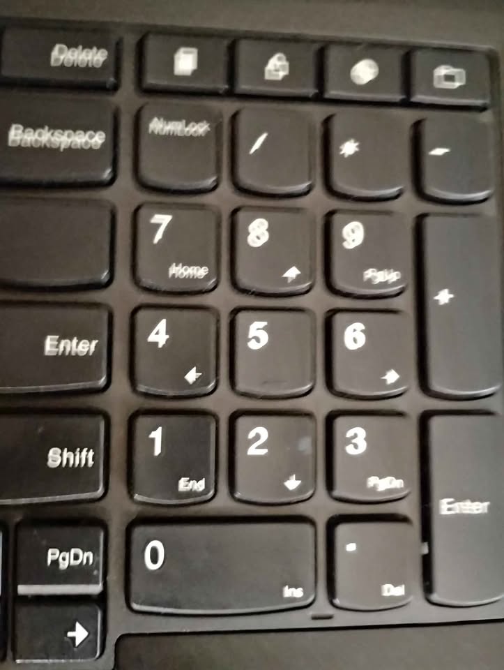 LENEVO THINKPAD - E540 - photo 5