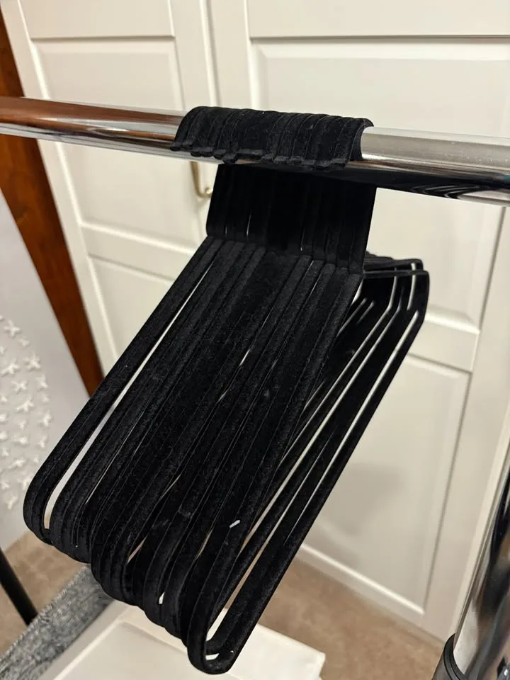 14 heavy, thick metal velvet hangers from IKEA image indicator(2)