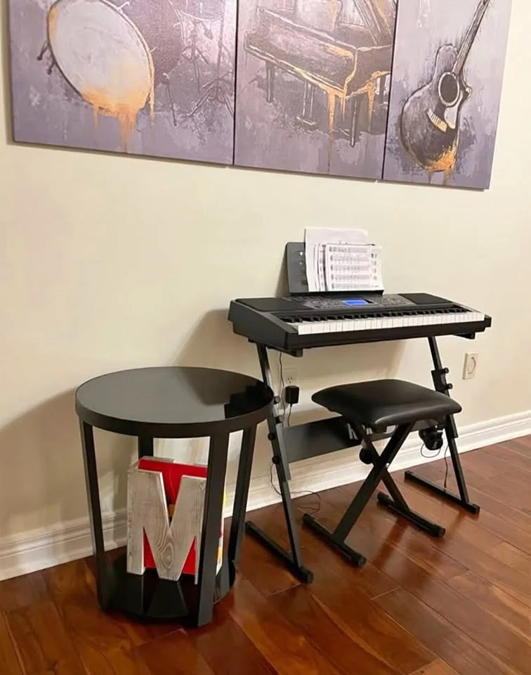Black Glass Top Side/End Table
