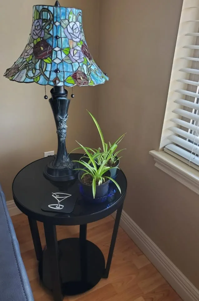 Black Glass Top Side/End Table image indicator(2)