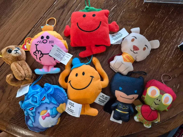 LOT OF KIDS MINI STUFFED TOYS thumbnail