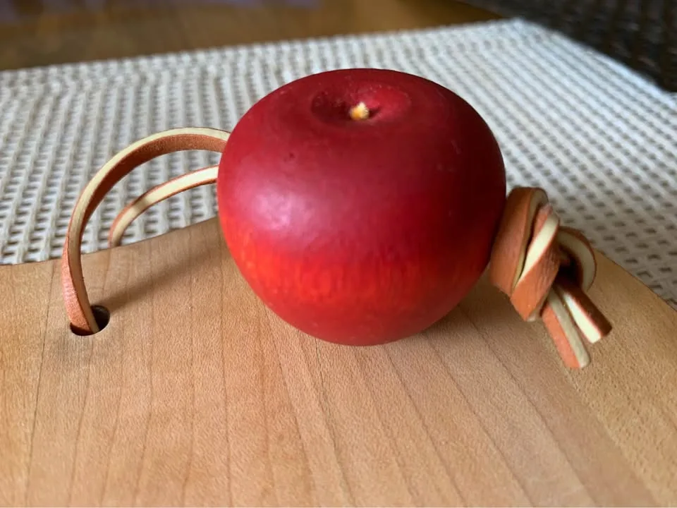 Apple Shape Cutting Board by Tree Spirit image indicator(4)