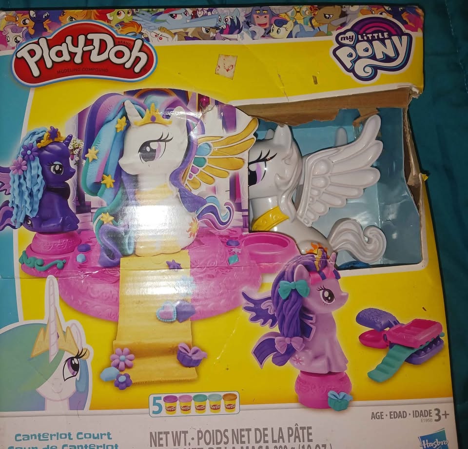 Play-Doh My Little Pony Canterlot Court Play Set