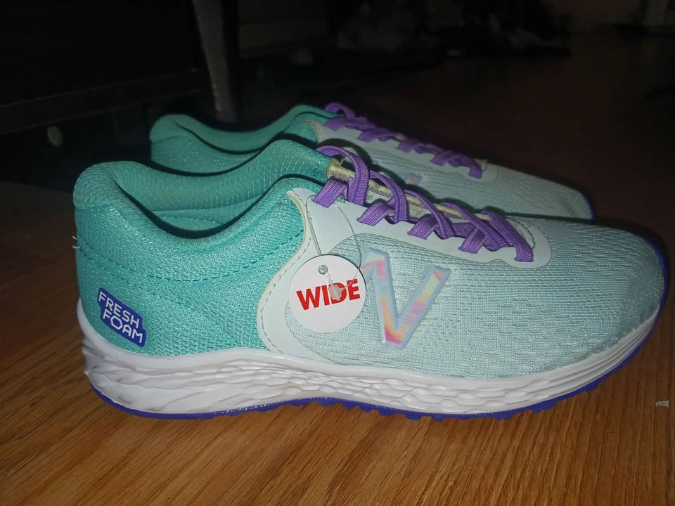 New Balance Arishi v2 youth size 2 - photo 2