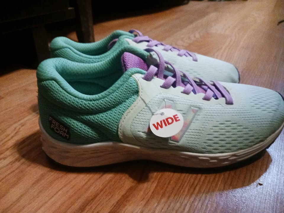New Balance Arishi v2 youth size 2 - photo 4